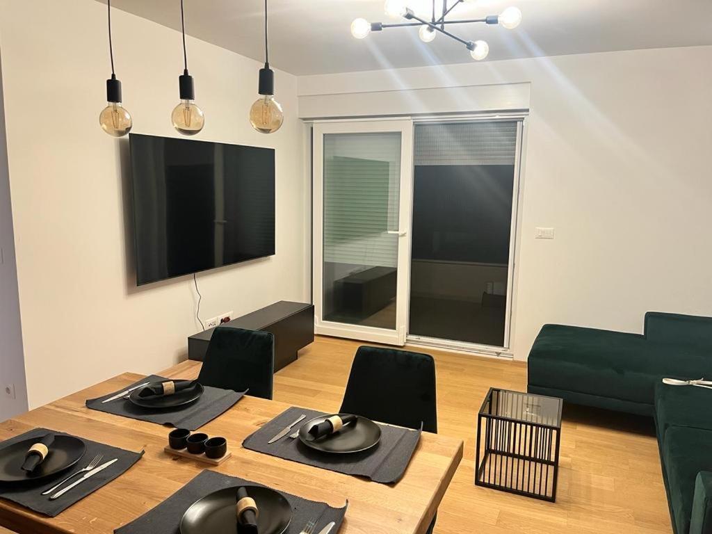 Olive Oasis Penthouse With Jacuzzi Lägenhet Zadar Exteriör bild
