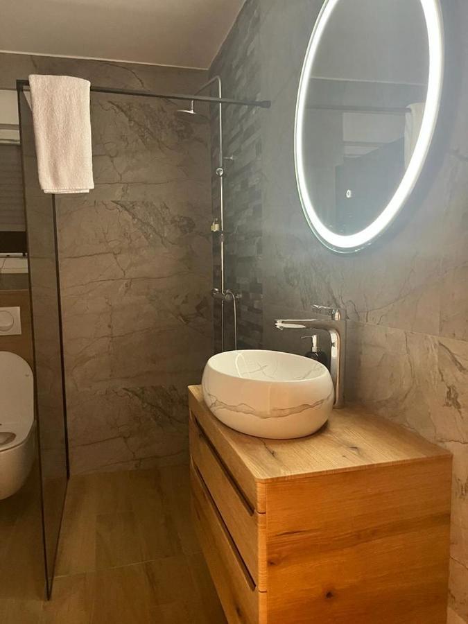 Olive Oasis Penthouse With Jacuzzi Lägenhet Zadar Exteriör bild