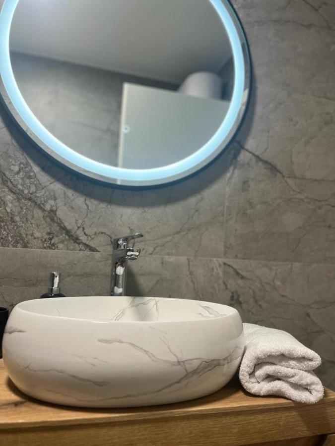 Olive Oasis Penthouse With Jacuzzi Lägenhet Zadar Exteriör bild
